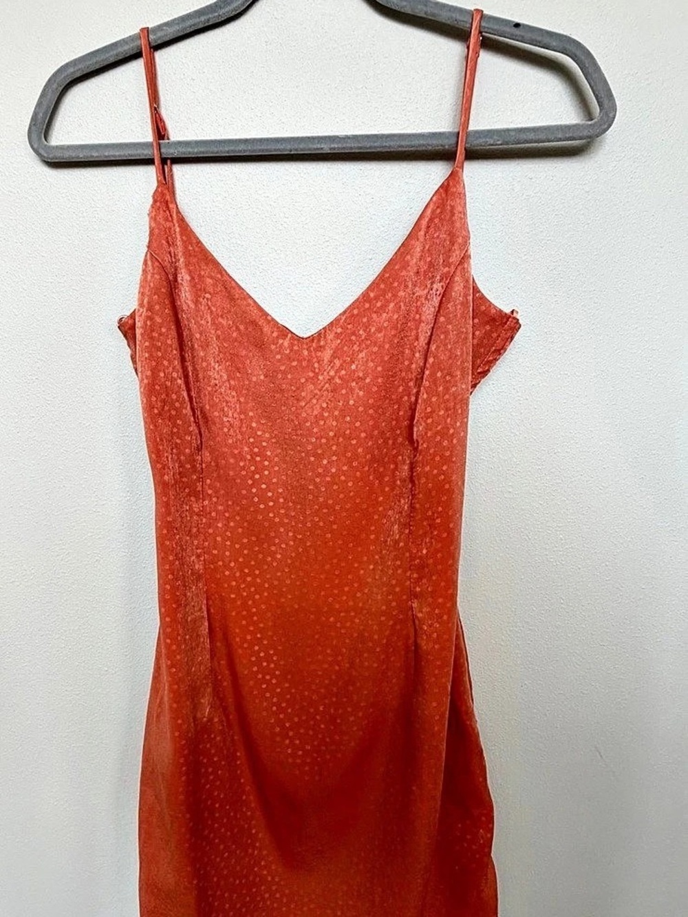 Blue Blush Polka Dot Cami in Orange/pink Size Small Like New
